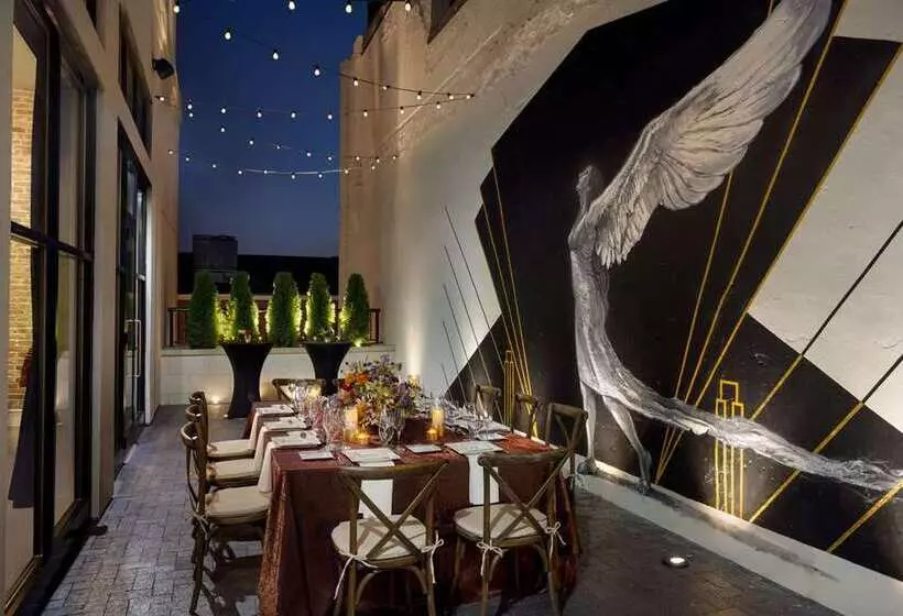 ホテル 106 Jefferson Huntsville, Curio Collection By Hilton