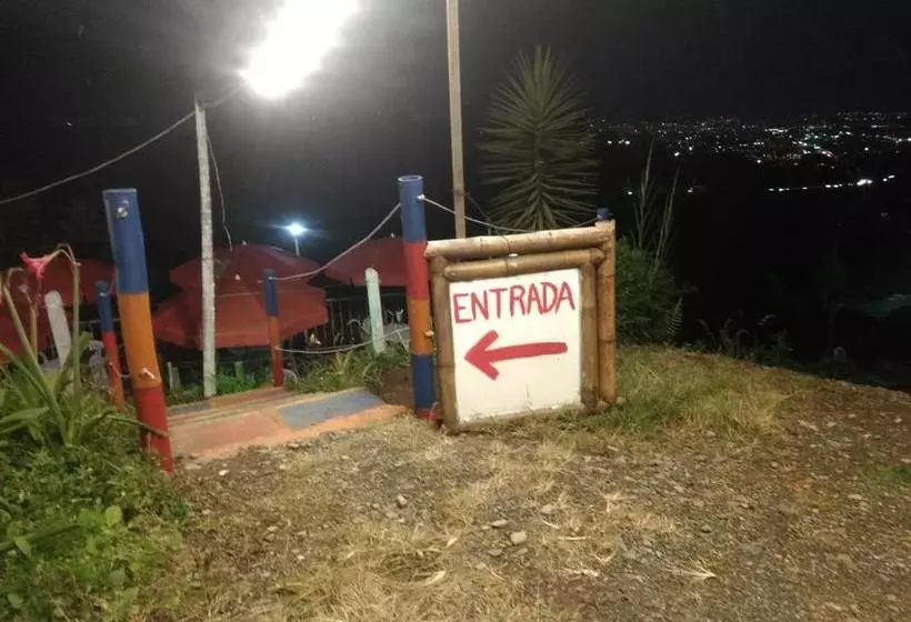 هتل Cabañas El Mirador Boqueron