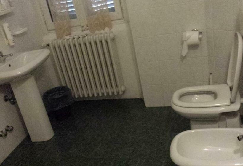 Hotel Nouveau Mirabeau