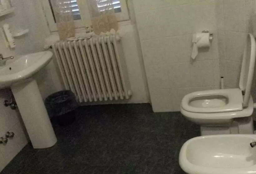 هتل Nouveau Mirabeau