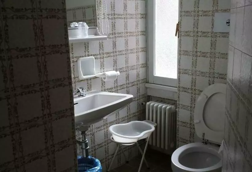 هتل Nouveau Mirabeau