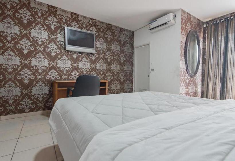 בית מלון כפרי Orchid Guest House Bandung Redpartner