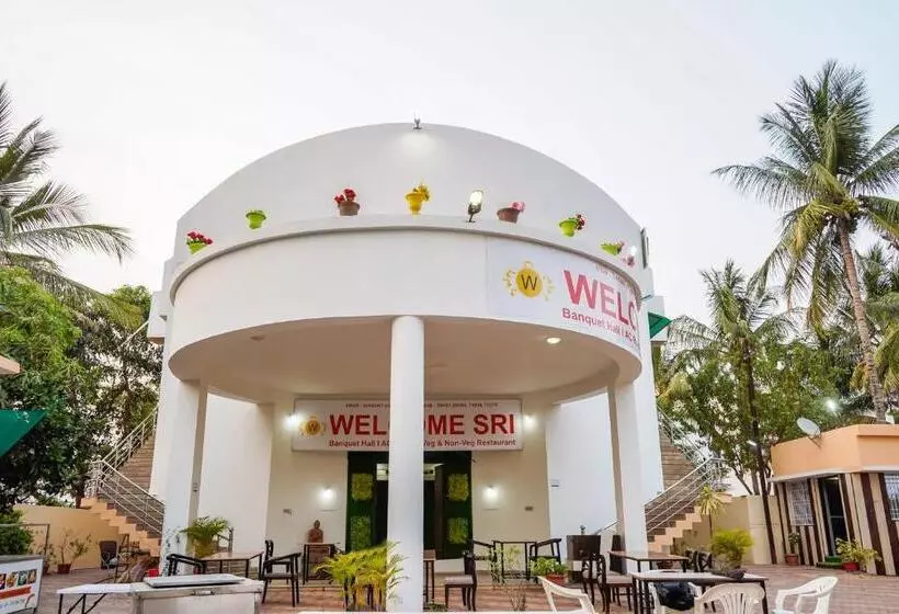 هتل Welcome Sri Vip Road Raipur