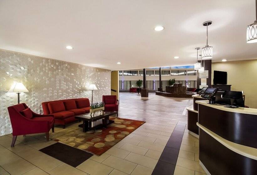 Мотель Clarion Pointe Lake Jackson   Clute