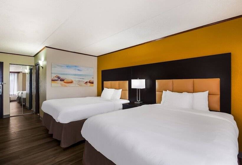 Мотель Clarion Pointe Lake Jackson   Clute