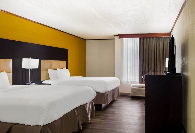 Мотель Clarion Pointe Lake Jackson   Clute