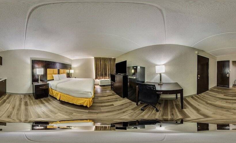 Мотель Clarion Pointe Lake Jackson   Clute