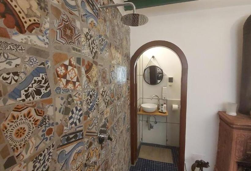 פנסיון Room In Villa   Dimora Aganoor Business Suite