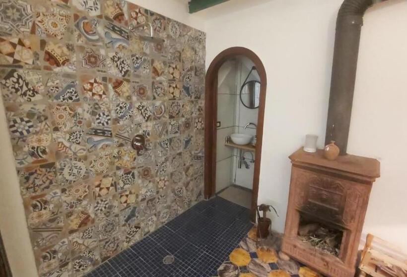 פנסיון Room In Villa   Dimora Aganoor Business Suite