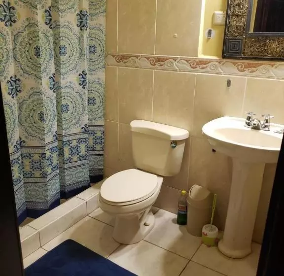 پانسیون Hostal Rudy S Beach