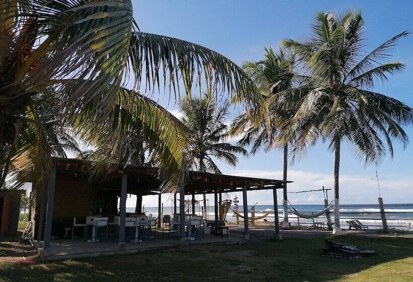 پانسیون Hostal Rudy S Beach