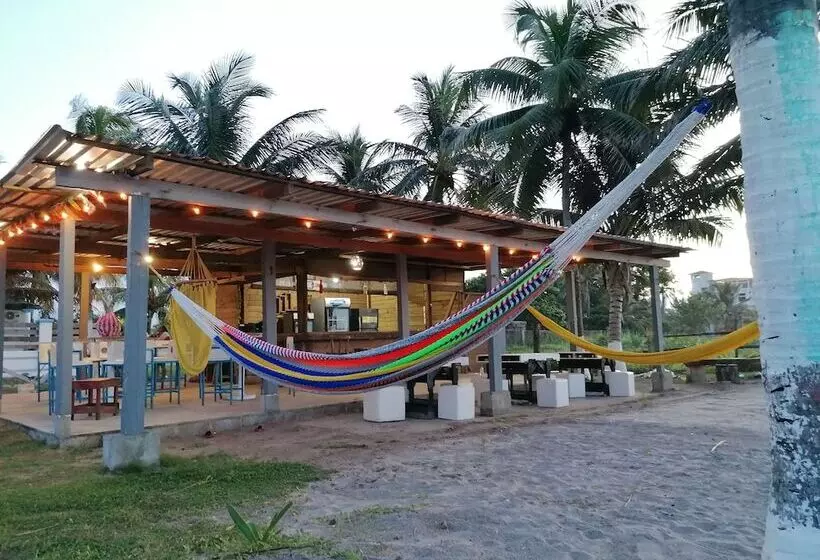 پانسیون Hostal Rudy S Beach