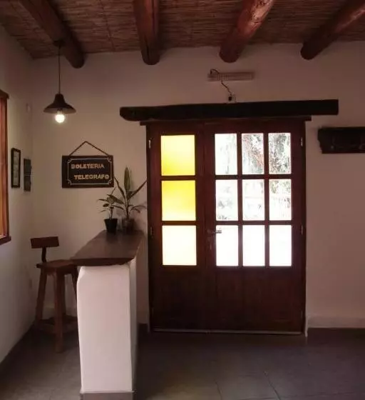 ペンション Hosteria La Estacion