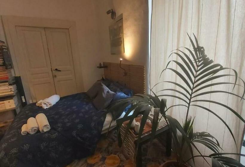 פנסיון Room In Villa   Dimora Aganoor Business Suite