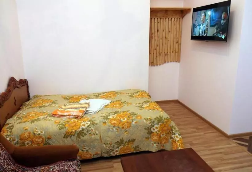 پانسیون Vanand Guest House