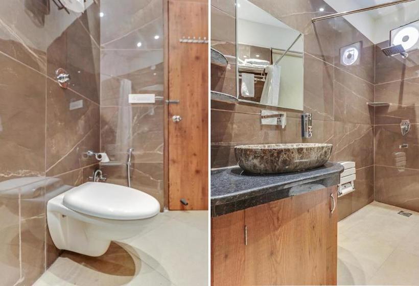 Capital O 80143 Hotel Foodiez