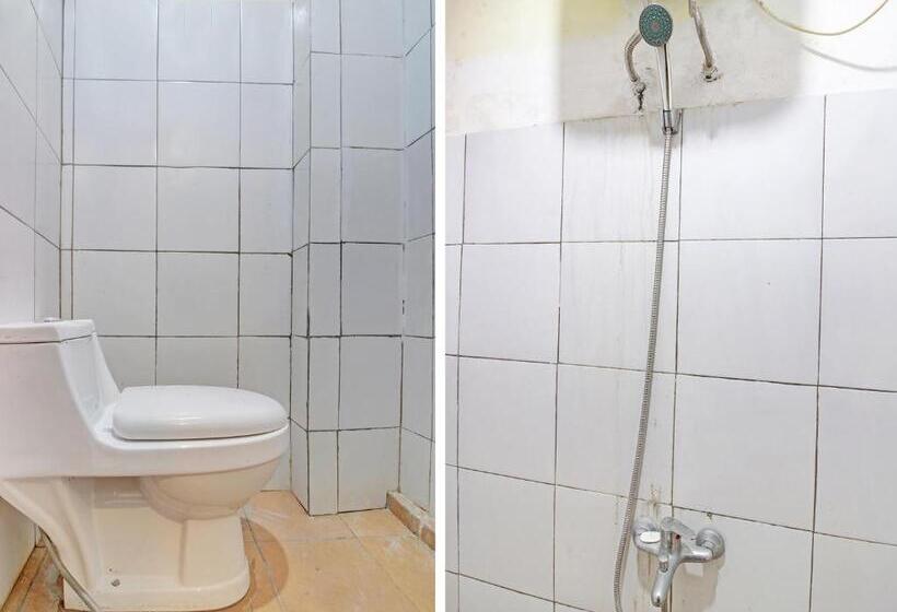 Szálloda Capital O 91690 Moza Guest House