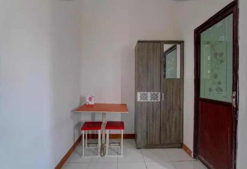 ホテル Capital O 91690 Moza Guest House