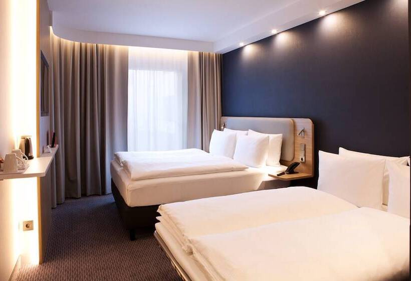 호텔 Holiday Inn Express   Offenburg, An Ihg