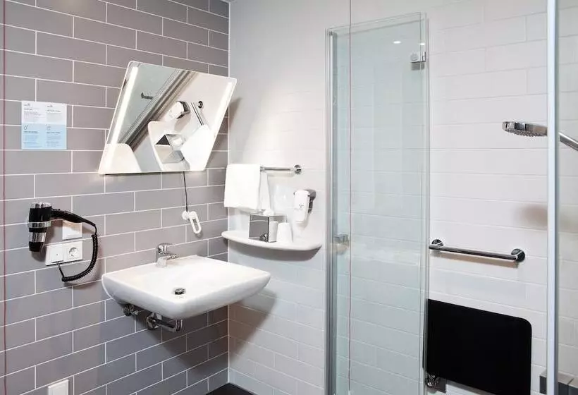 ホテル Holiday Inn Express Offenburg, An Ihg
