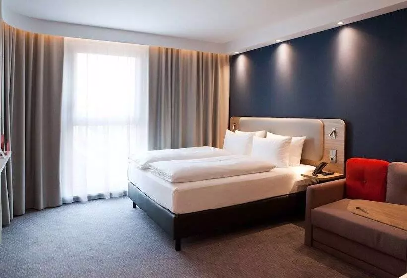 ホテル Holiday Inn Express Offenburg, An Ihg