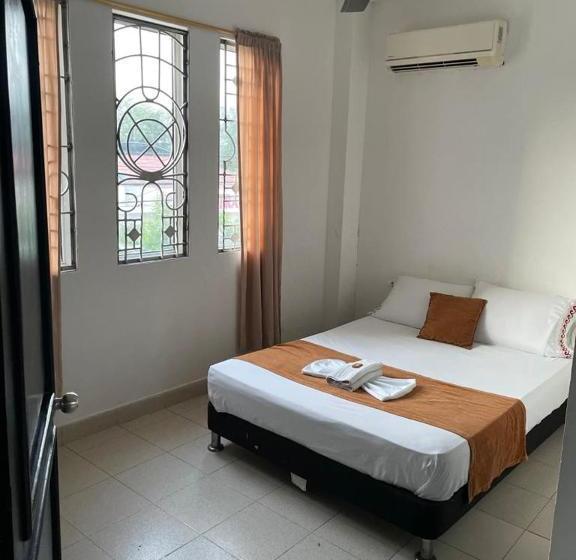 בית מלון כפרי Laurel Plaza 46