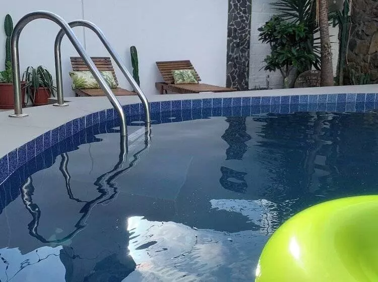 ペンション Casa Pimampiro