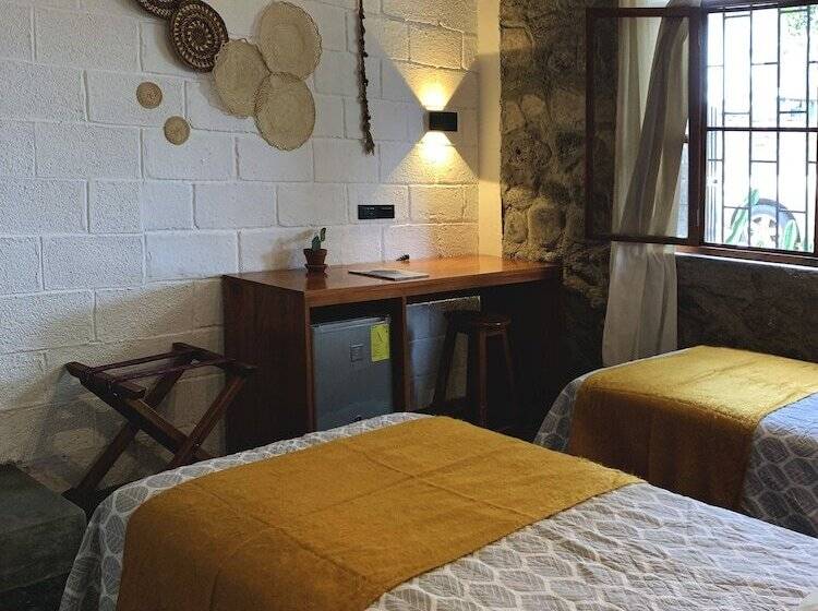 بنسيون Casa Pimampiro