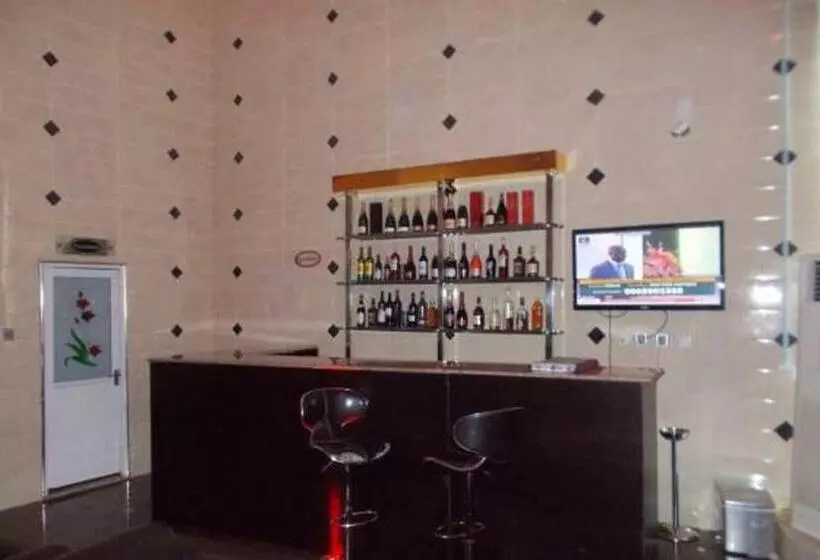 پانسیون Room In Lodge   Dublina Hotels And Suites