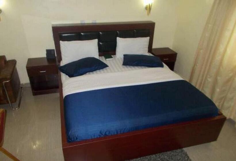 펜션 Room In Lodge Dublina Hotels And Suites