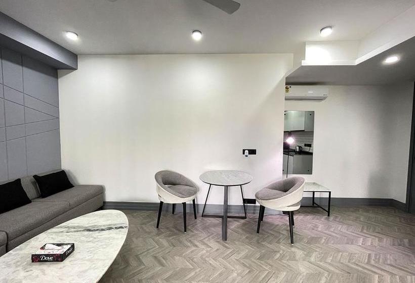 Bedchambers Serviced Apartments, Mg Road