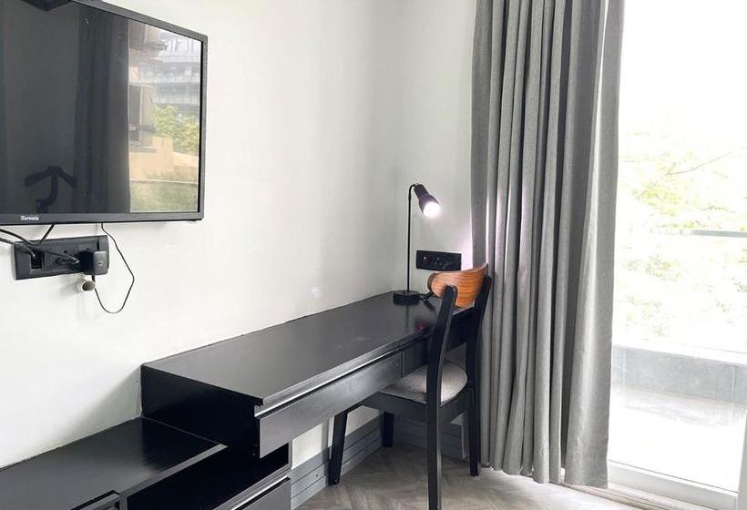 Bedchambers Serviced Apartments, Mg Road