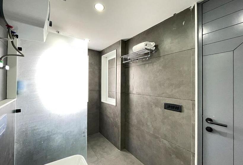 Bedchambers Serviced Apartments, Mg Road