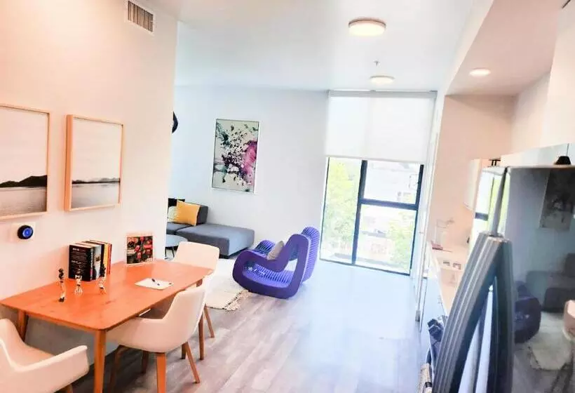Stayspro   Hollywood Homes Minutes To Everything Spacious And Free Parking