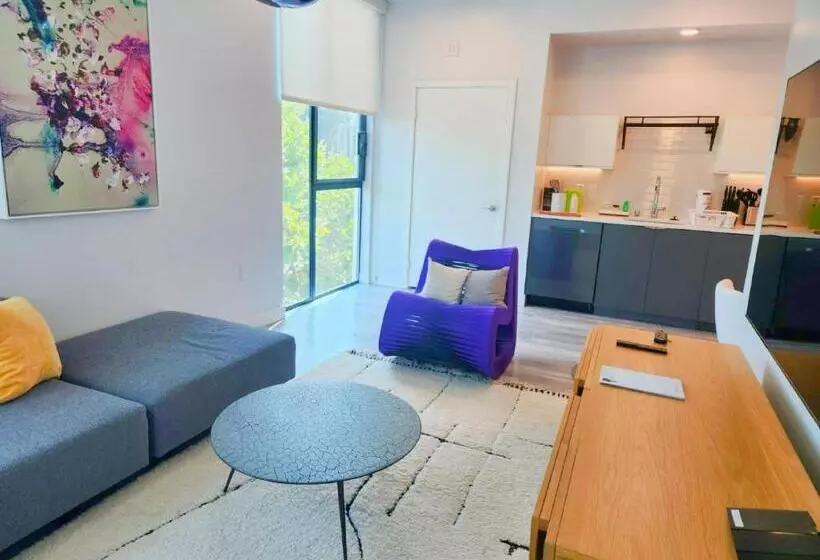 Stayspro   Hollywood Homes Minutes To Everything Spacious And Free Parking