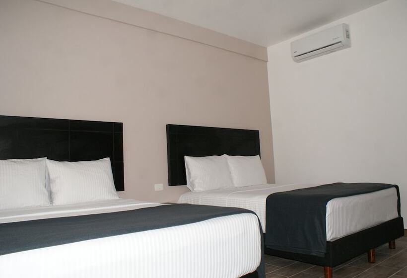 هتل Capital Frontera