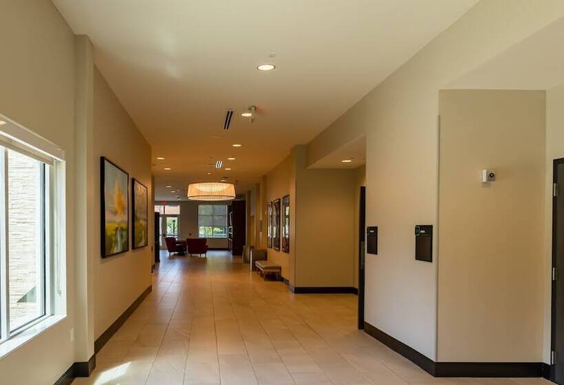 فندق Spice & Sky Atlanta Perimeter