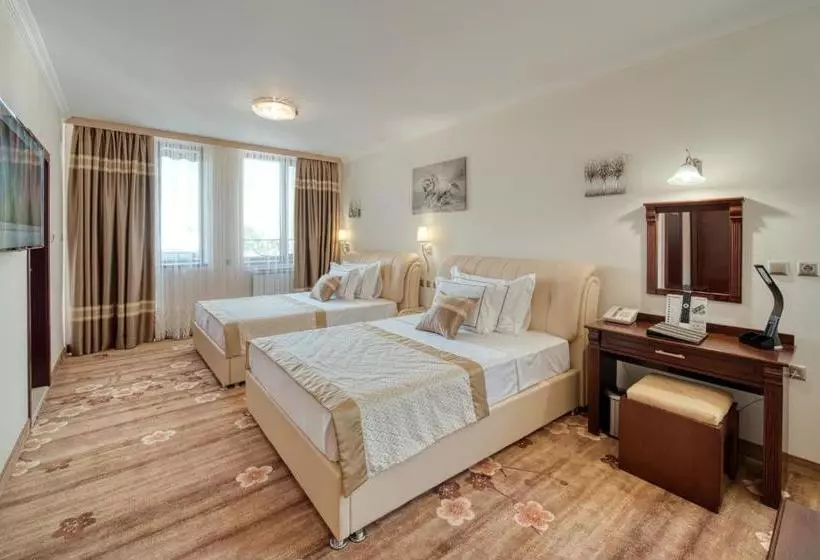 هتل Residence Konstantina Palace