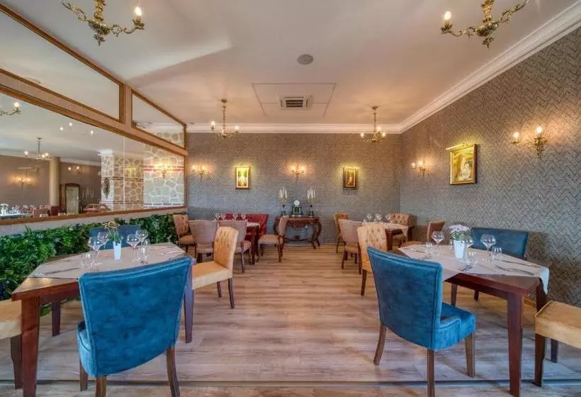 هتل Residence Konstantina Palace