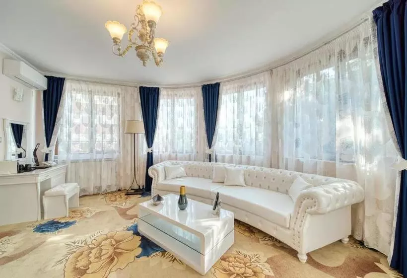 هتل Residence Konstantina Palace