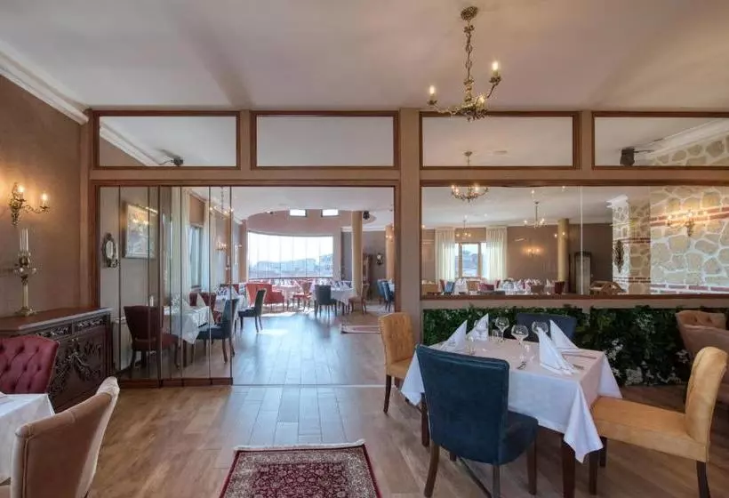 هتل Residence Konstantina Palace