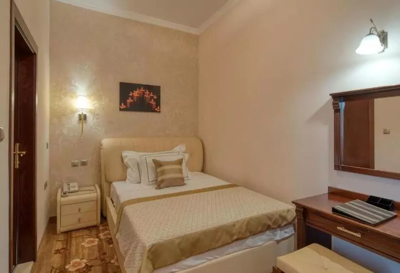 هتل Residence Konstantina Palace