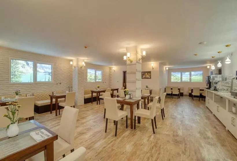 هتل Residence Konstantina Palace