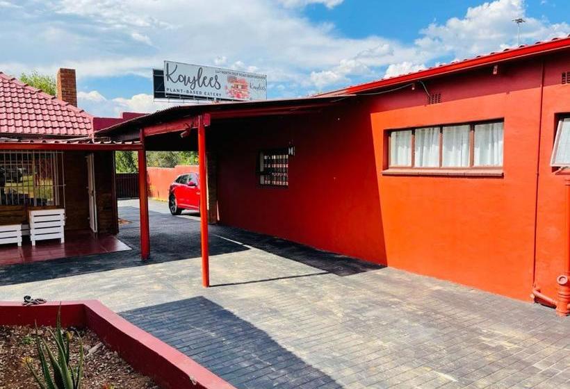 Pension Ithonsi Guesthouse And Spa