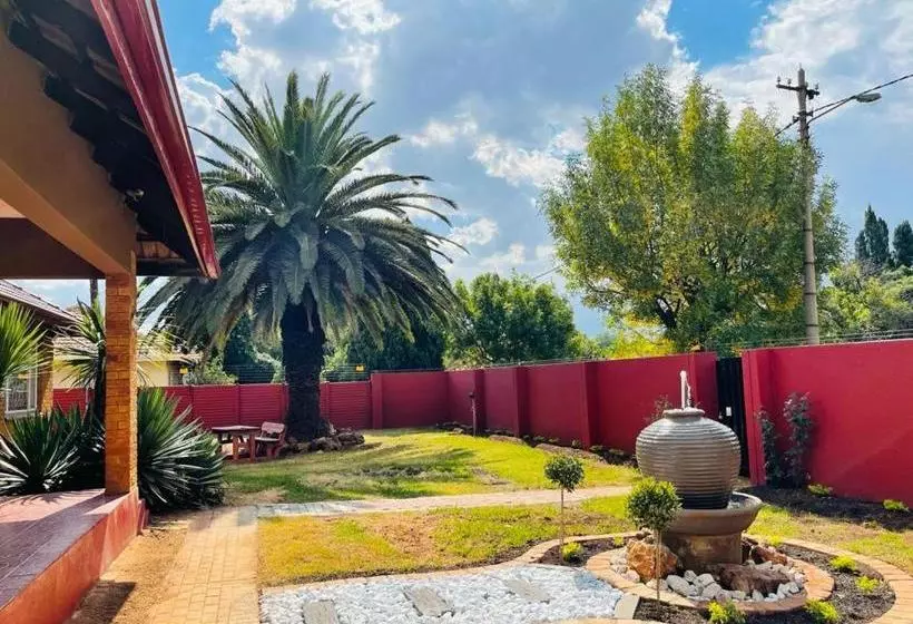 پانسیون Ithonsi Guesthouse And Spa