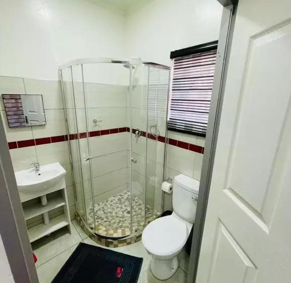 پانسیون Ithonsi Guesthouse And Spa