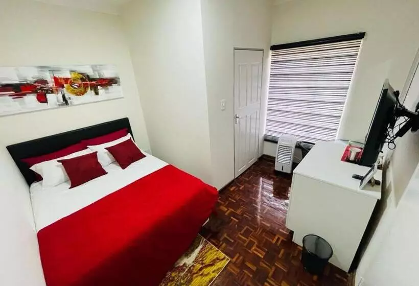 پانسیون Ithonsi Guesthouse And Spa