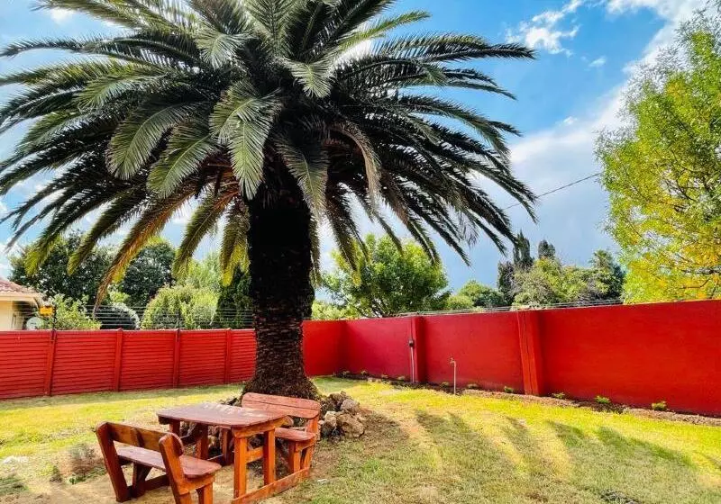 پانسیون Ithonsi Guesthouse And Spa