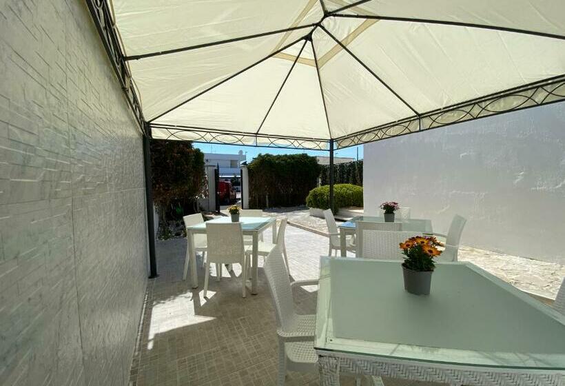 Nocleg ze śniadaniem Affittacamere Piazza Mameli