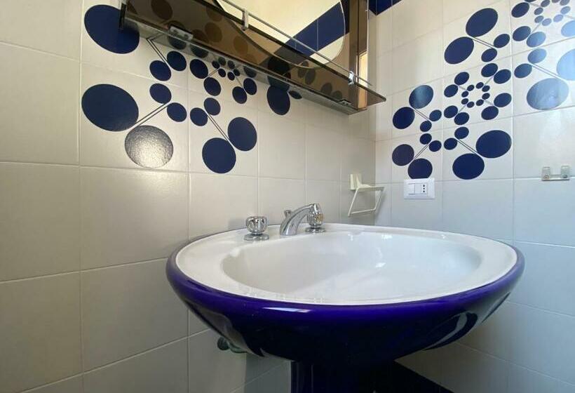 Nocleg ze śniadaniem Affittacamere Piazza Mameli